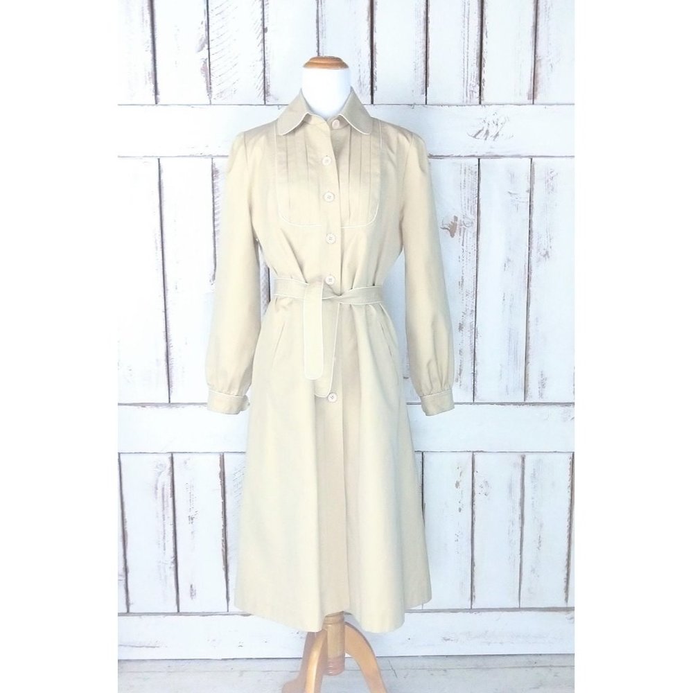 Vintage trench coat/rain jacket/belted spy coat
